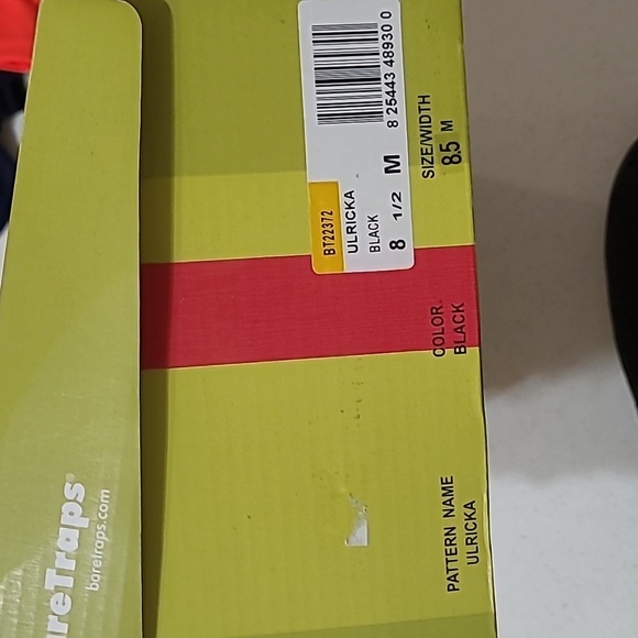 Baretraps Ulricka black basketweave wedges size 8.5 - Picture 9 of 10